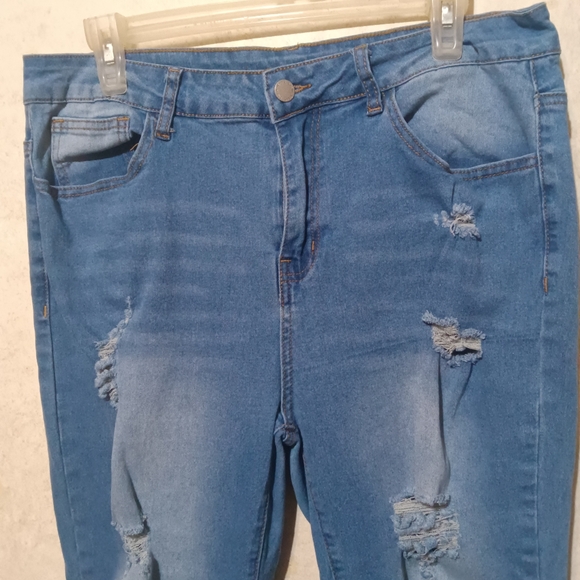 Women's Distressed Blue Jeans - Picture 8 of 13